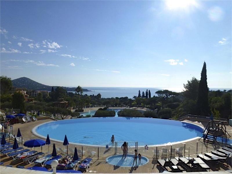 Studio 4P Vue Mer Calme Cap Esterel Saint-Raphael  Ngoại thất bức ảnh
